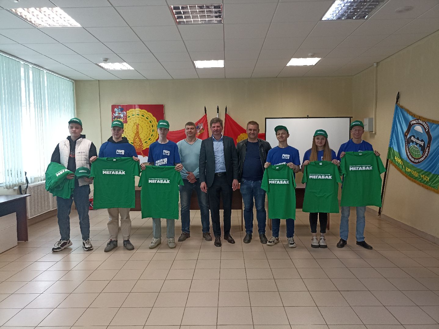 Серпухов, Подмосковье, субботник, мегасубботник, отходы, активисты