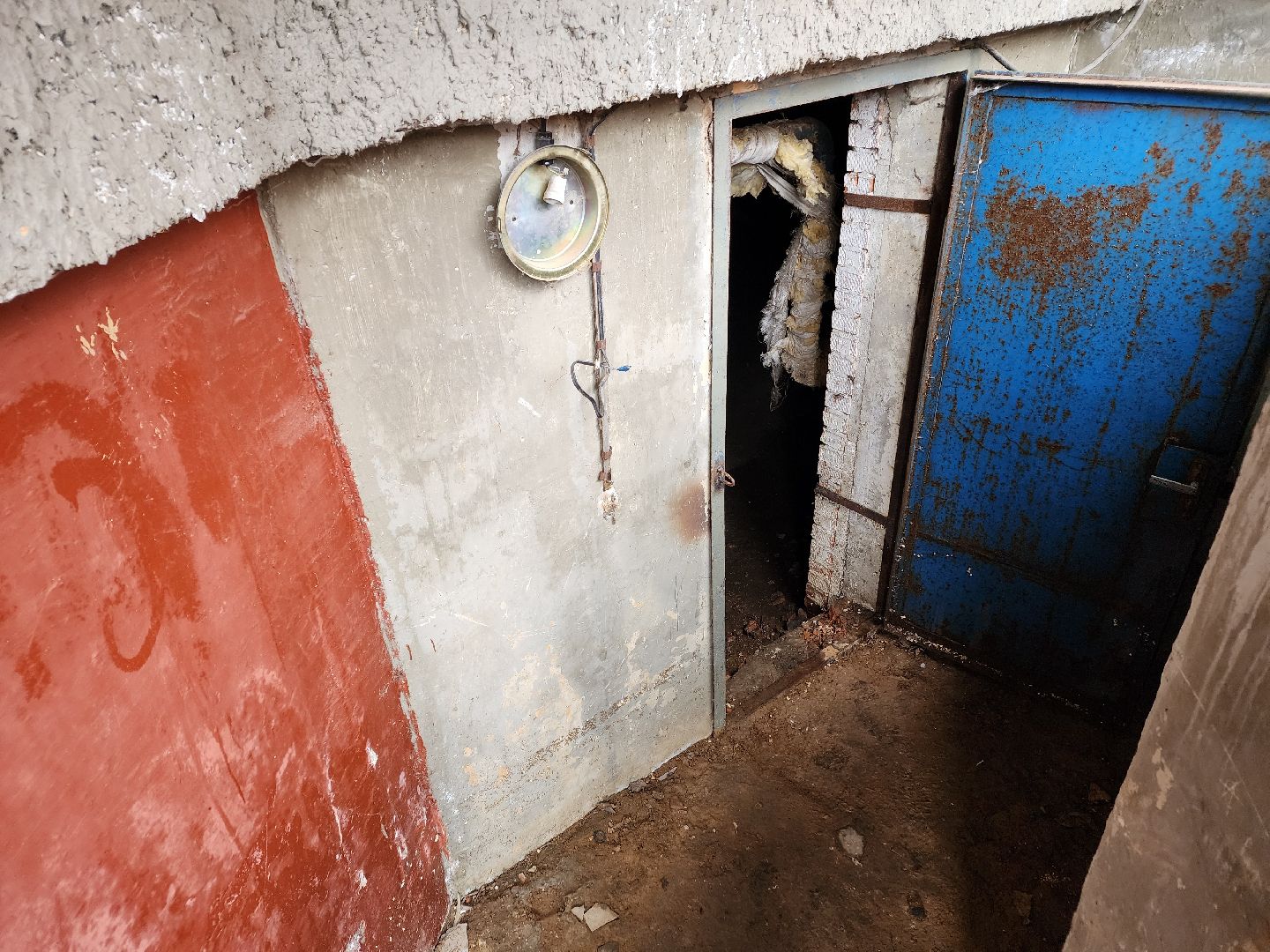 Чехов, Вишневый бульвар 4а, жилой дом, подтопление подвала, протечка, грунтовые воды, засор канализации, запахи канализации, комары, сырость, устранение проблемы, откачка воды, просушка, дезинфекция,