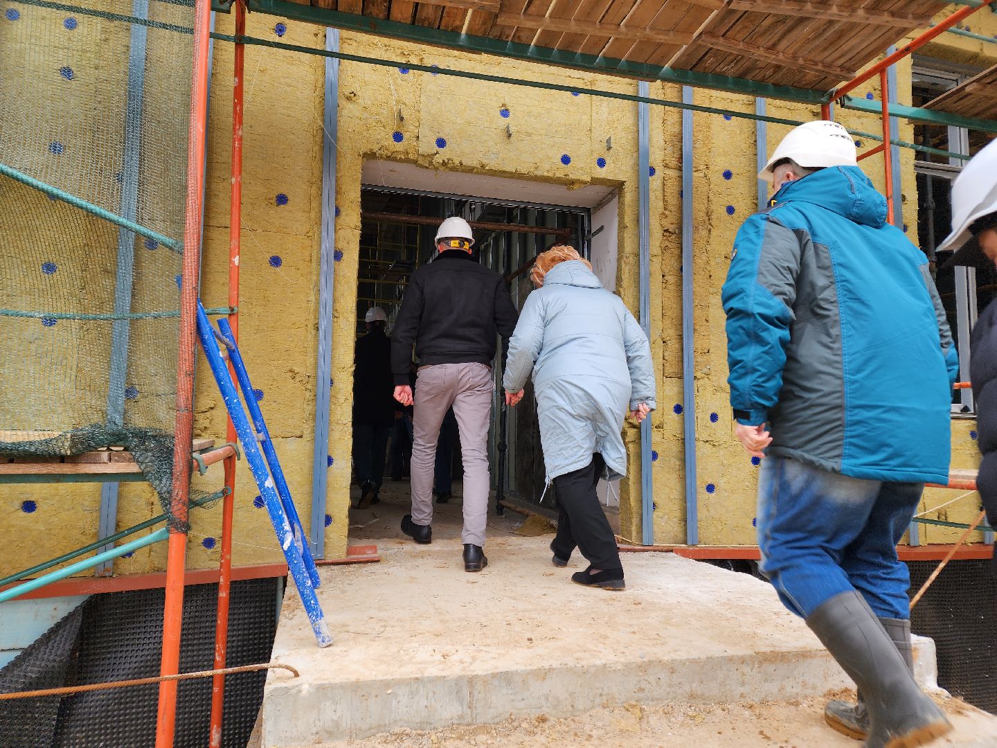 Чехов, улица лопасненская, школа 3, пристройка на 200 мест, строительство, комиссия, проверка, инспекция, сроки и качество работ, объем работ, глава округа михаил собакин,