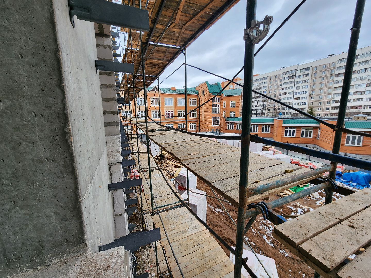 Чехов, улица лопасненская, школа 3, пристройка на 200 мест, строительство, комиссия, проверка, инспекция, сроки и качество работ, объем работ, глава округа михаил собакин,