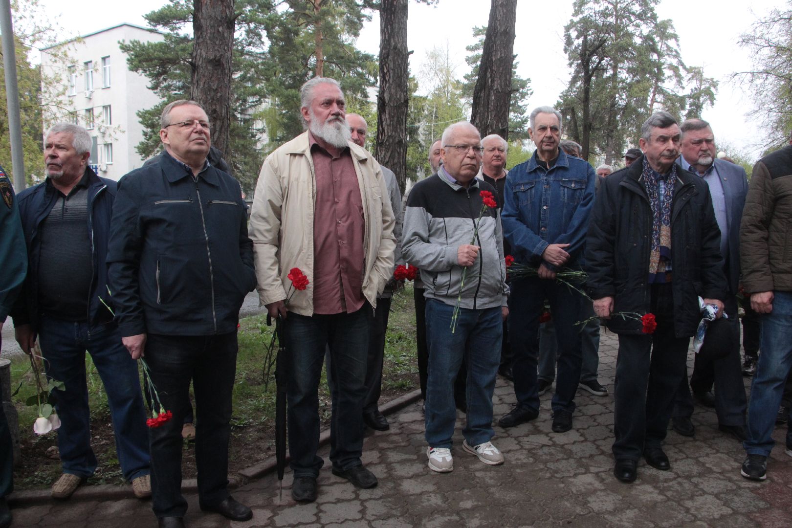 Чернобыльская АЭС, память, ликвидаторы, Протвино, Сломанные крылья, митинг