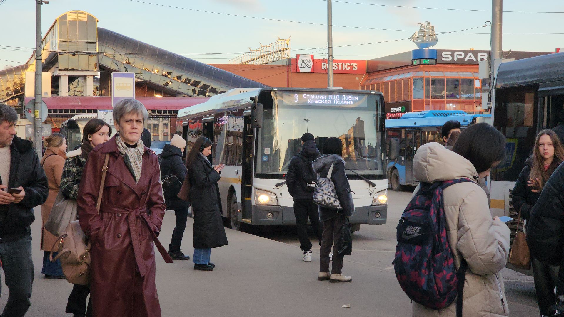 Автобусы, Лобня, пассажирский автобус, Пассажир,