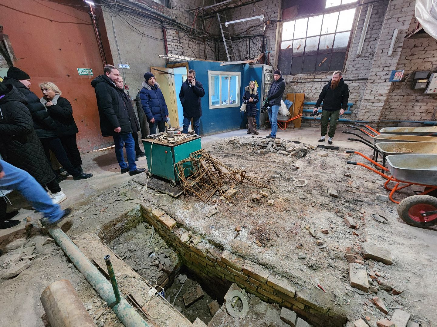 Чехов, микрорайон Венюково, котельная 4, ремонт, реконструкция, модернизация, новые котлы и насосы, демонтаж старого оборудования, демонтажные работы, комиссия, проверка, глава округа михаил собакин,