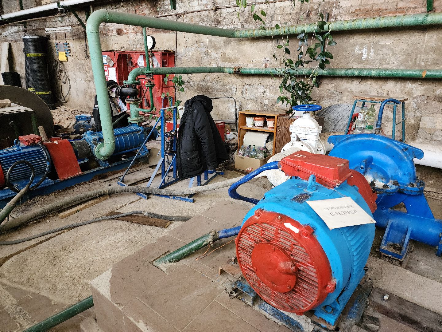 Чехов, микрорайон Венюково, котельная 4, ремонт, реконструкция, модернизация, новые котлы и насосы, демонтаж старого оборудования, демонтажные работы, комиссия, проверка, глава округа михаил собакин,