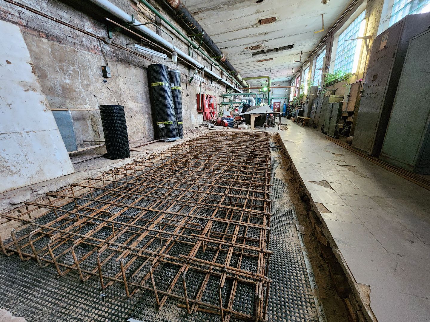 Чехов, микрорайон Венюково, котельная 4, ремонт, реконструкция, модернизация, новые котлы и насосы, демонтаж старого оборудования, демонтажные работы, комиссия, проверка, глава округа михаил собакин,