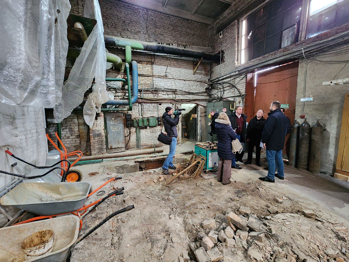 Чехов, микрорайон Венюково, котельная 4, ремонт, реконструкция, модернизация, новые котлы и насосы, демонтаж старого оборудования, демонтажные работы, комиссия, проверка, глава округа михаил собакин,