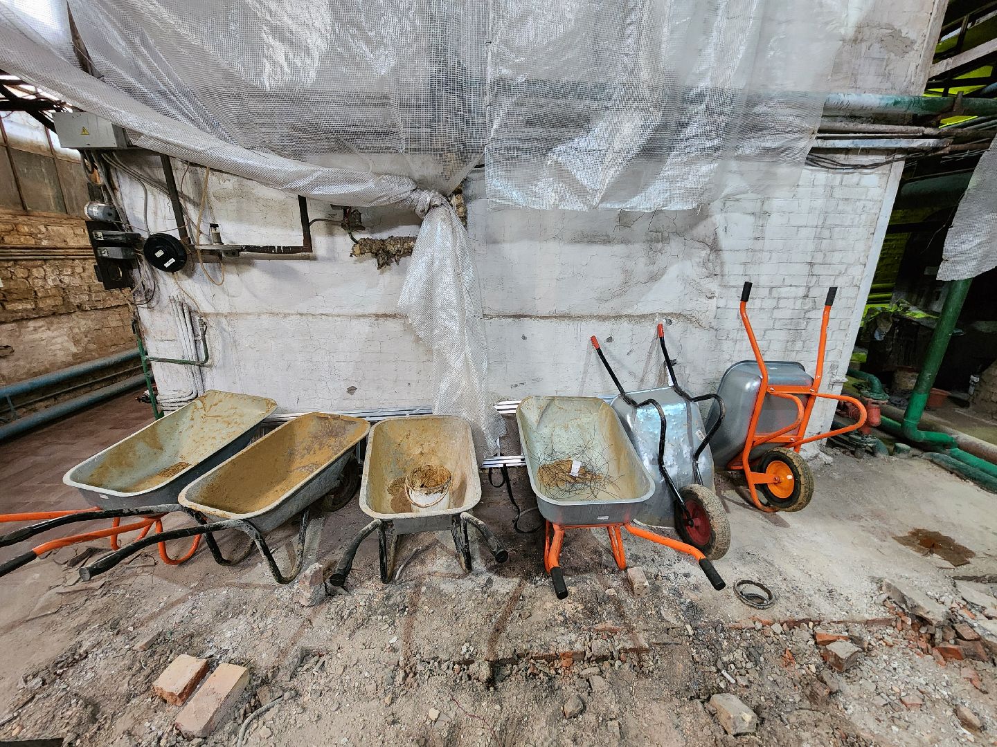 Чехов, микрорайон Венюково, котельная 4, ремонт, реконструкция, модернизация, новые котлы и насосы, демонтаж старого оборудования, демонтажные работы, комиссия, проверка, глава округа михаил собакин,