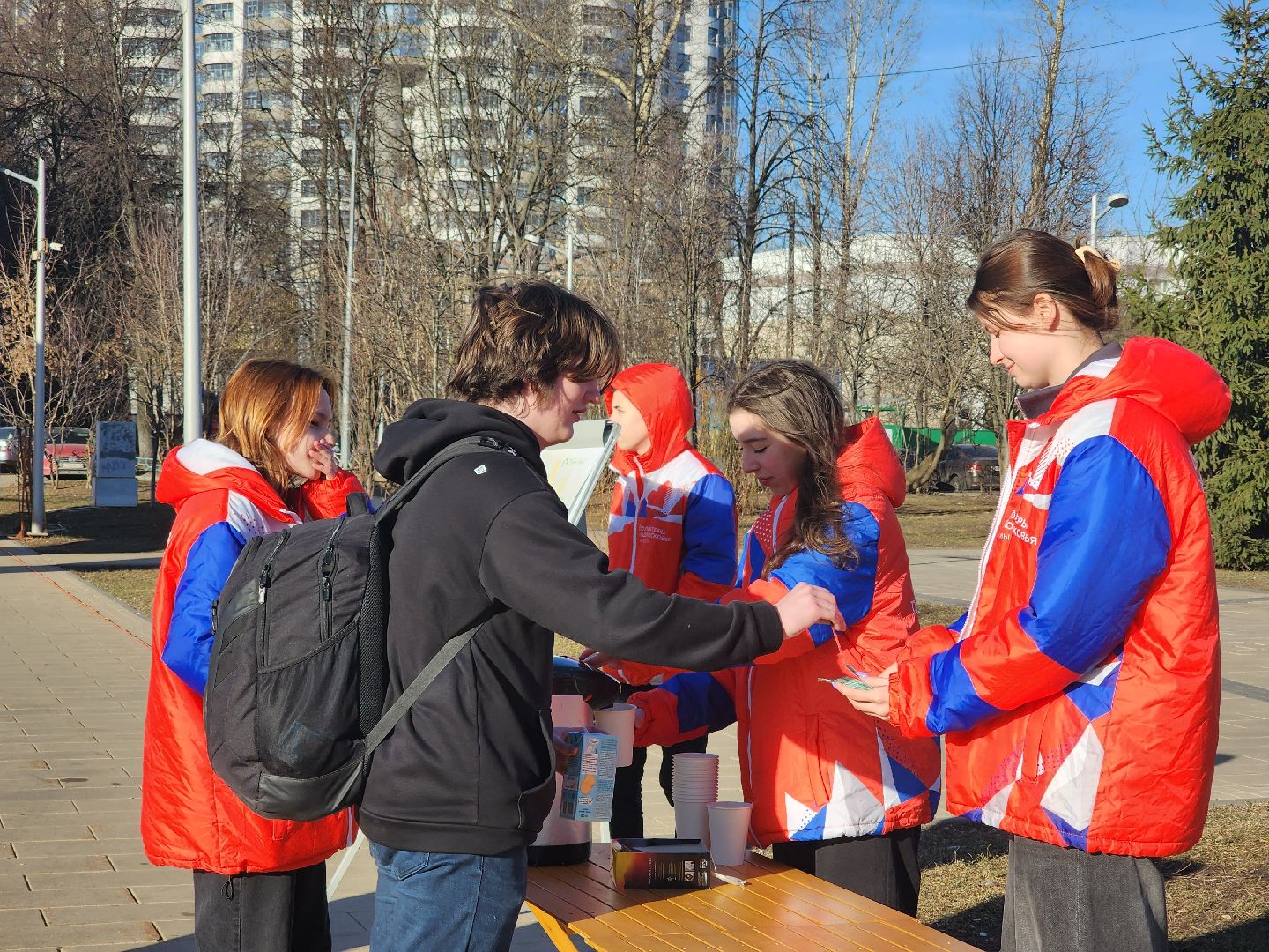 королёв, счастье, праздник, волонтёры,