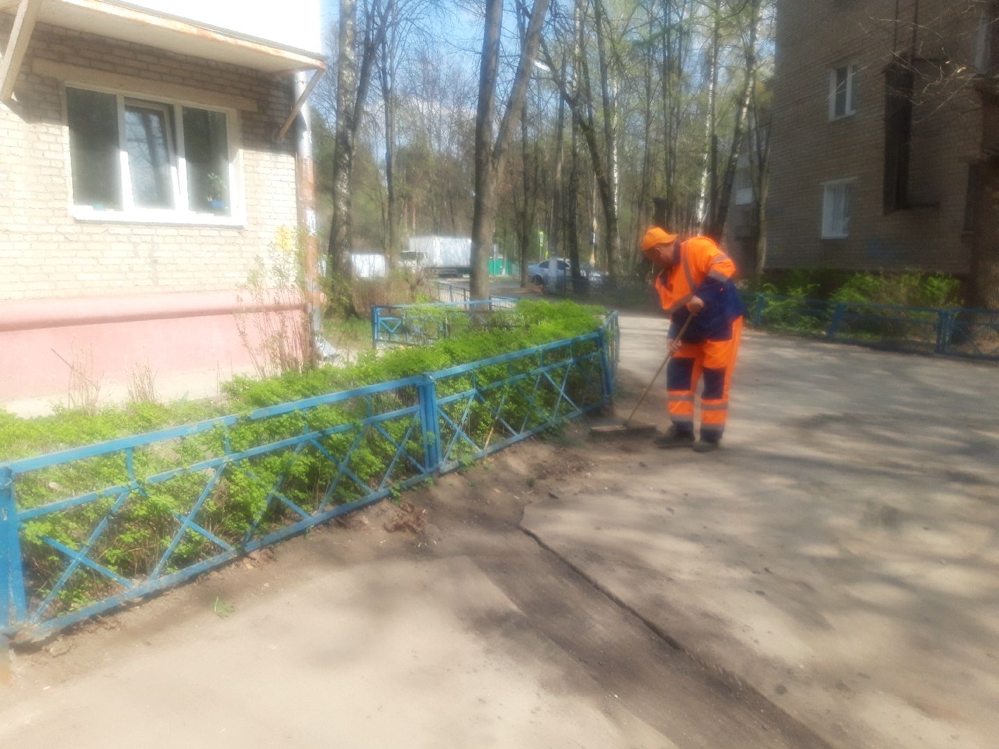 доброе дело, двор,