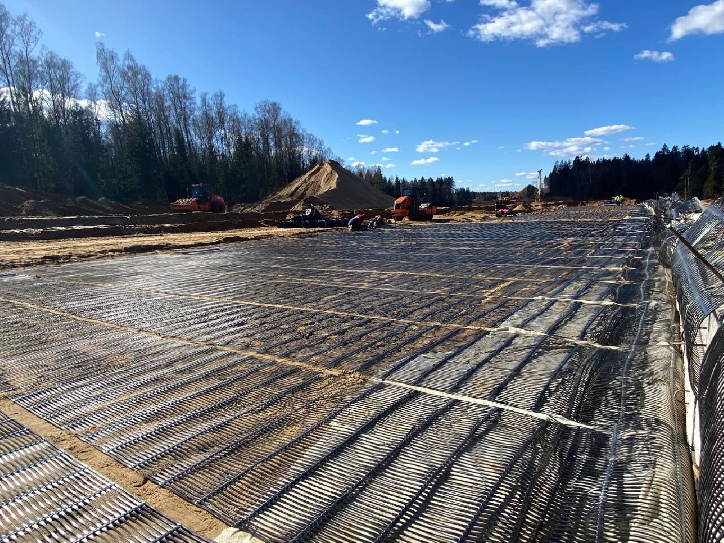 строительство в Красногрске, дублел пятницкого шоссе, строительство дороги,