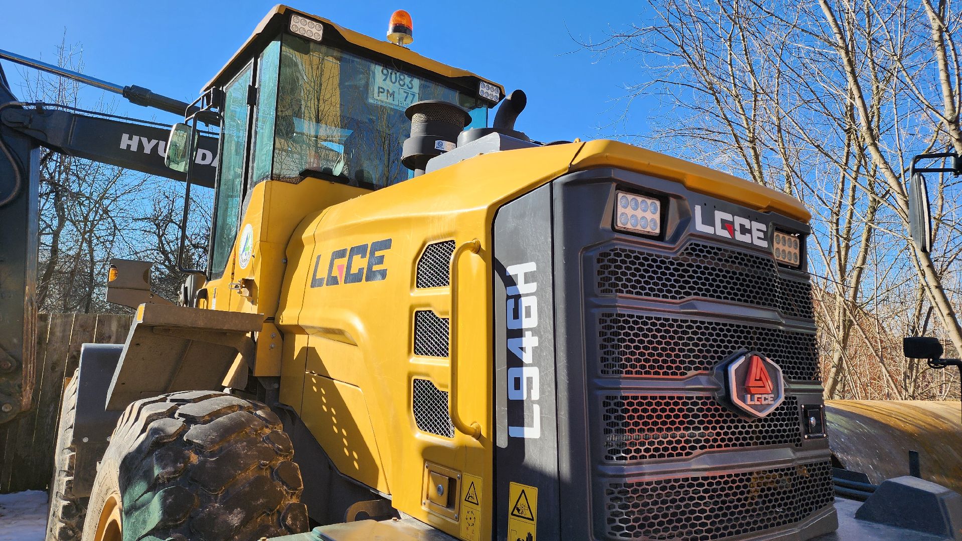 кашира, благоустройство, летний сад, сквер пушкина, советская, набережная, минипогрузчик, трактор,