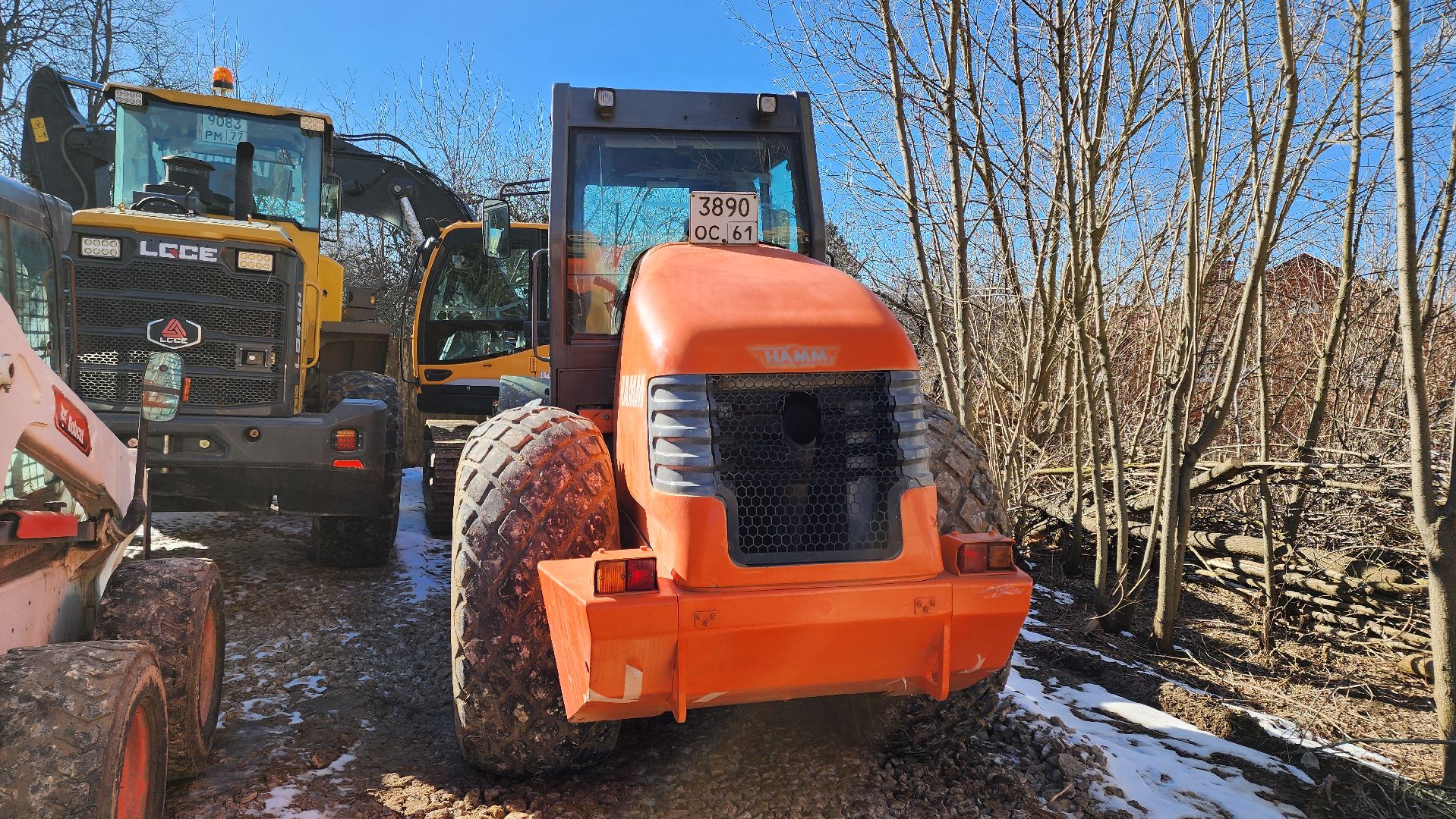 кашира, благоустройство, летний сад, сквер пушкина, советская, набережная, минипогрузчик, трактор,