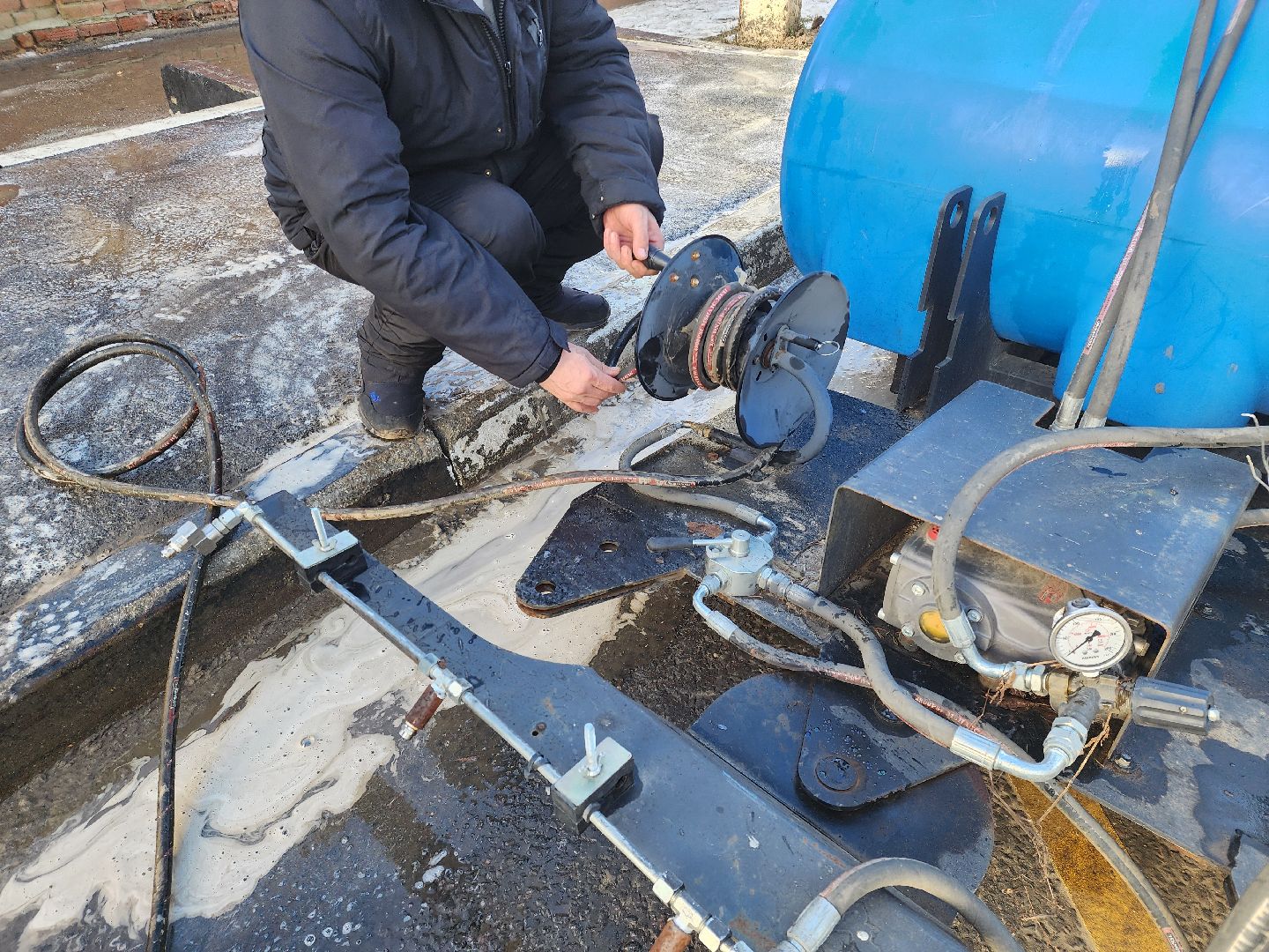 Зарайск, весенне-летняя уборка, мойка остановок,