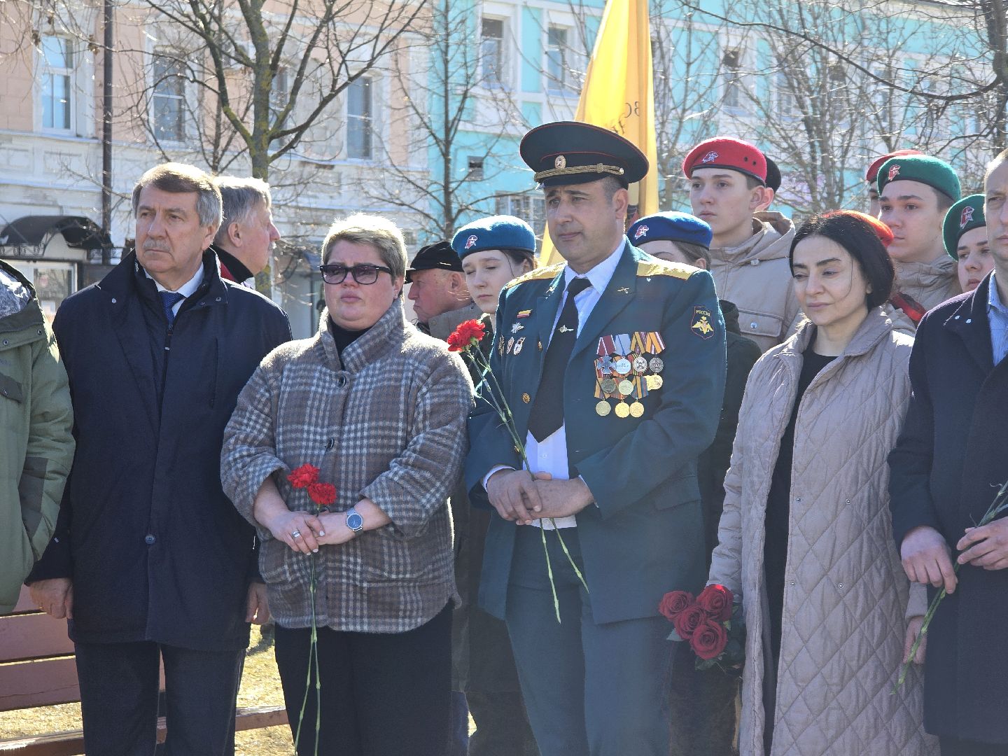 Коломна, выставка под открытым небом, герои сво, вертикалки,