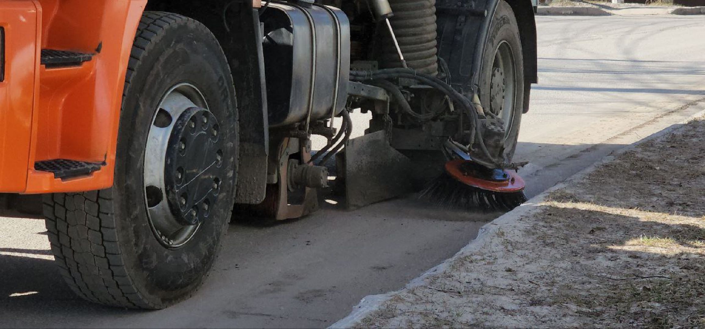 луховицы, уборка улиц города,