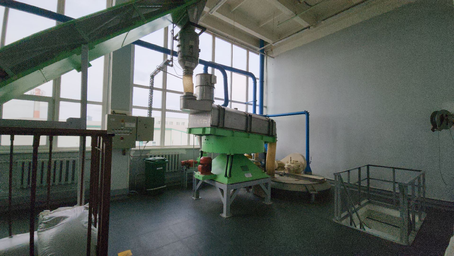 Красногорск, Завод, лекарственные травы,