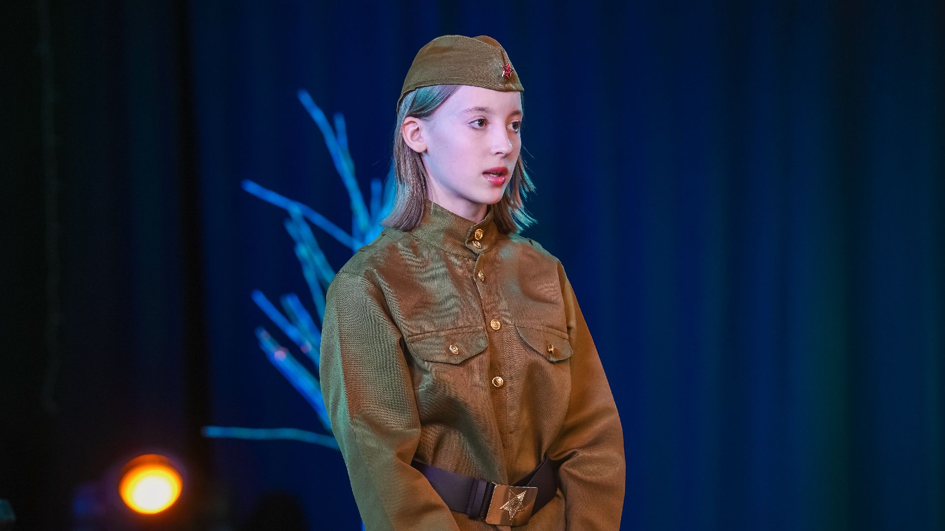 дзержинский, дк вертикаль, письма солдатам, сво, гуманитаная помощь, школьники,