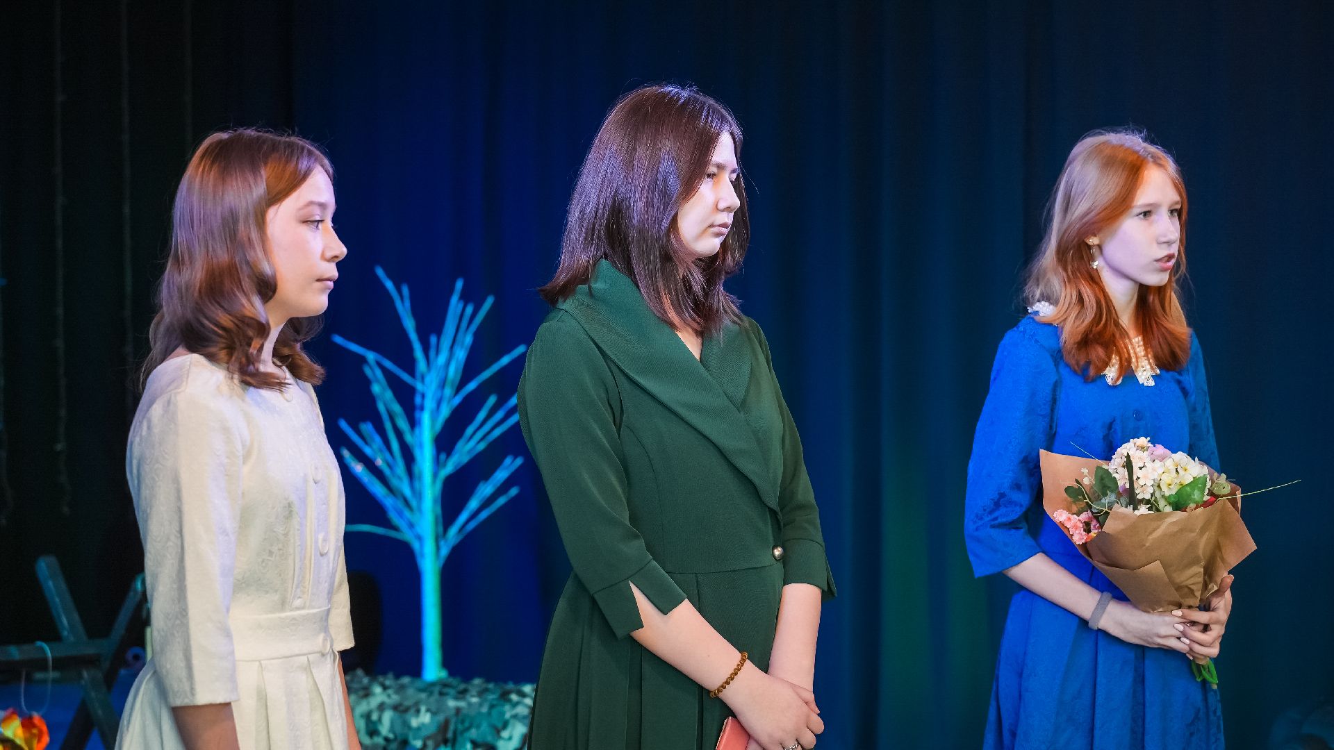 дзержинский, дк вертикаль, письма солдатам, сво, гуманитаная помощь, школьники,