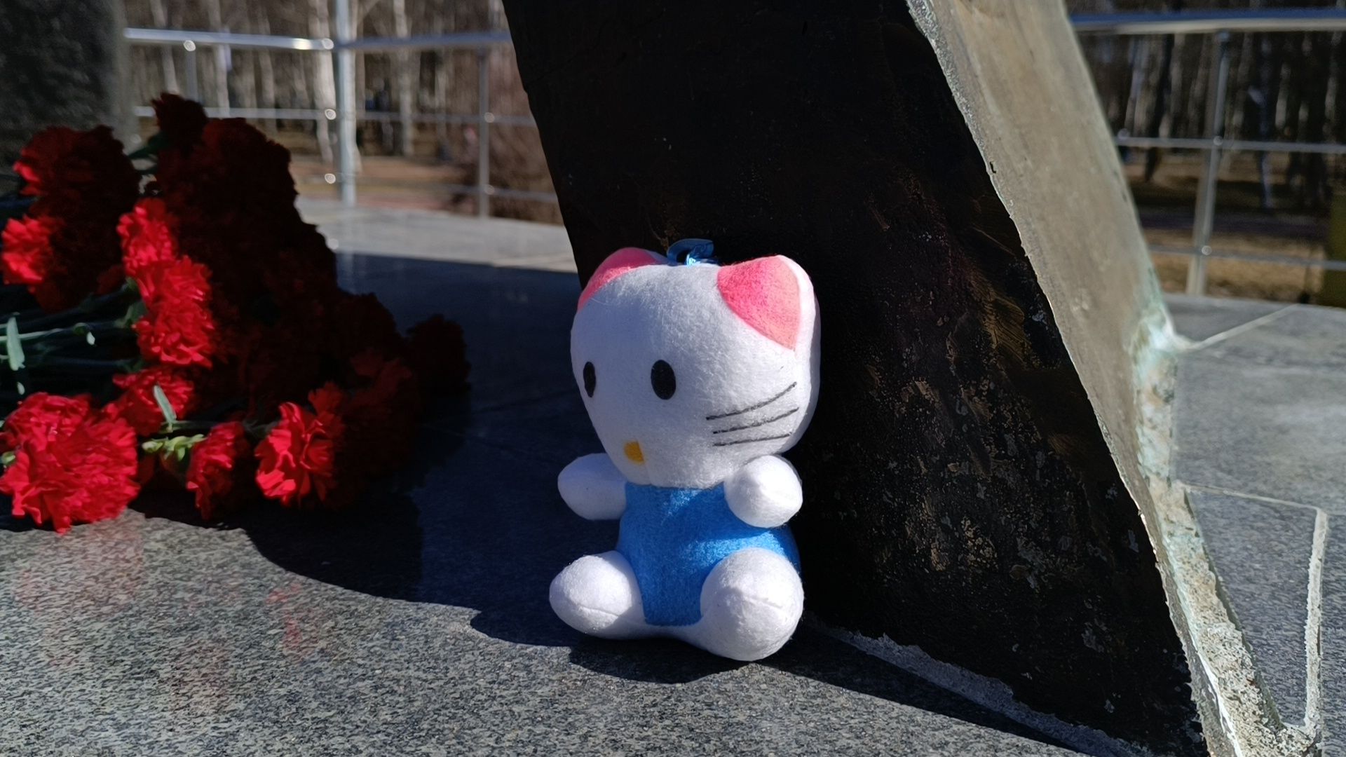 крокус, крокус сити холл, лобня, память,