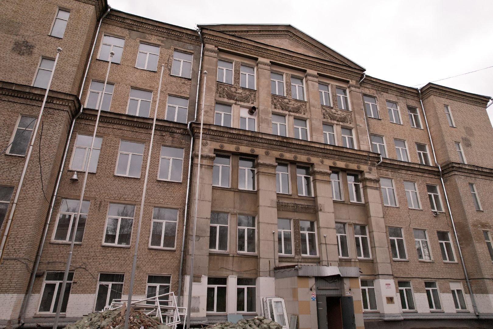 видео с коптера, школа 8 в химках, капремонт школы 8 в химках,