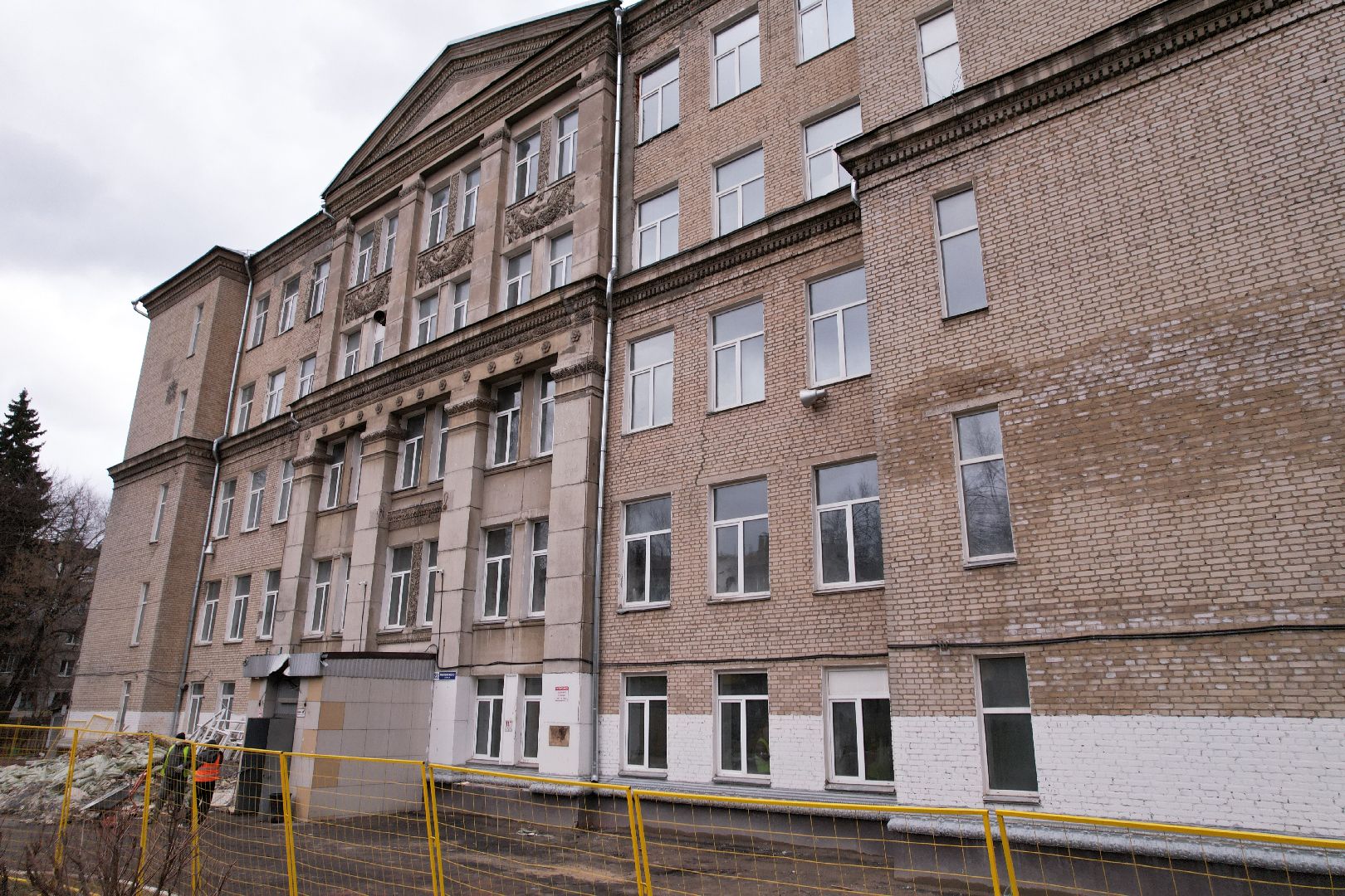 видео с коптера, школа 8 в химках, капремонт школы 8 в химках,