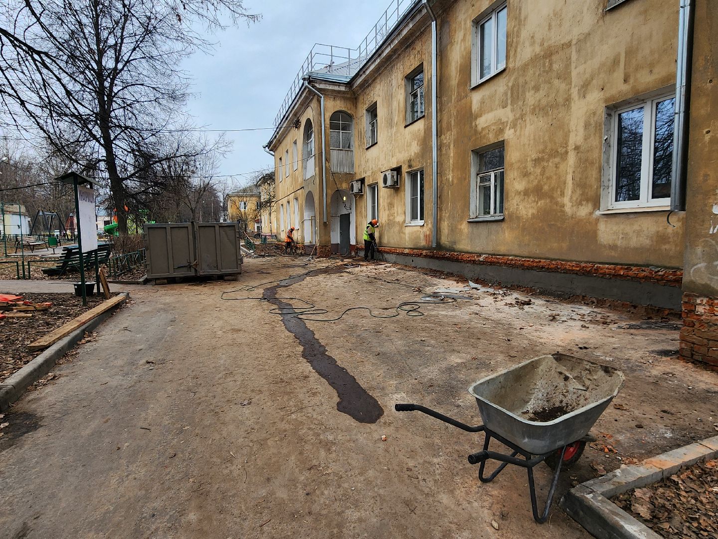 Чехов, улица Ильича 33, жилой дом, капитальный ремонт фундамента, отмостка, цоколь, бурение, заполнение пустот, укрепление и усиление фундамента, фонд капитального ремонта московской области,