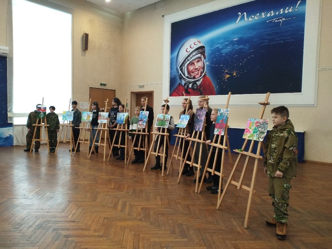 Лосино-Петровский, общество