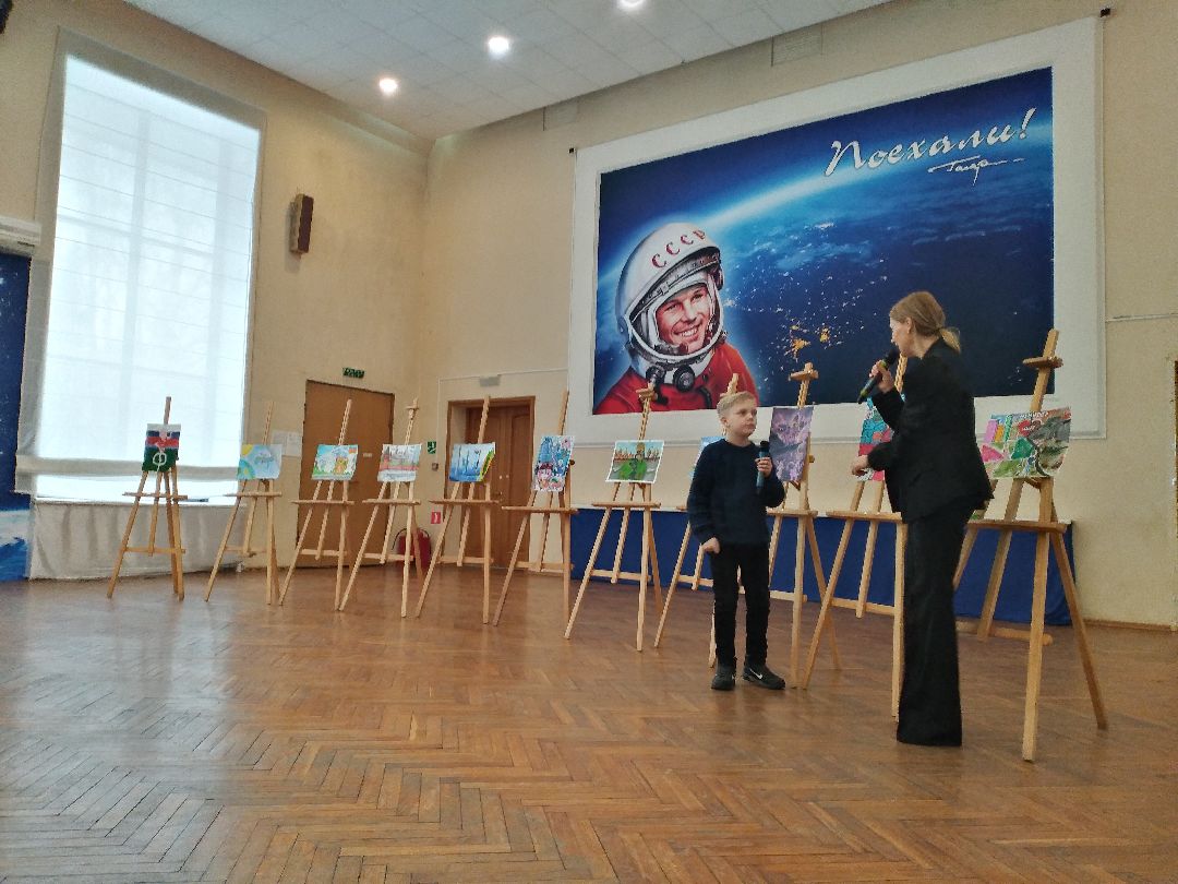 Лосино-Петровский, общество