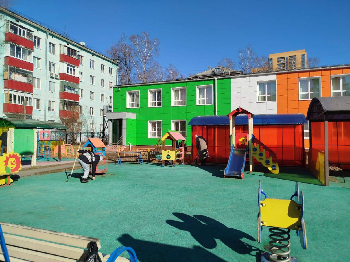 реутов, образование, уборка, субботник,дети на уборке,