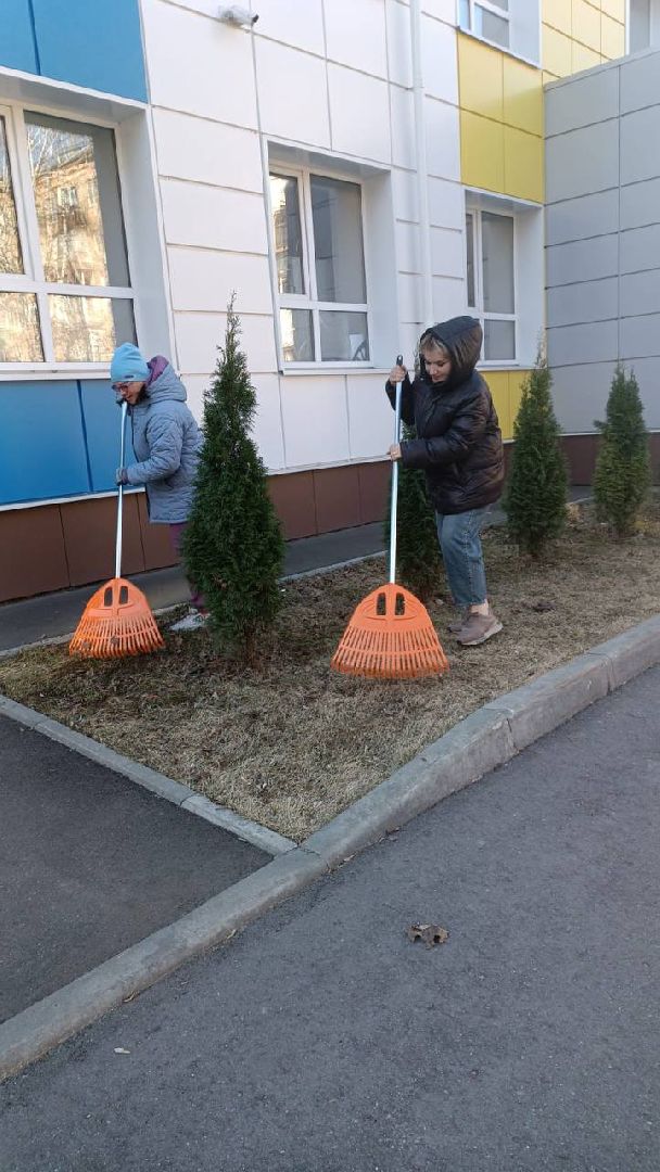 реутов, образование, уборка, субботник,дети на уборке,