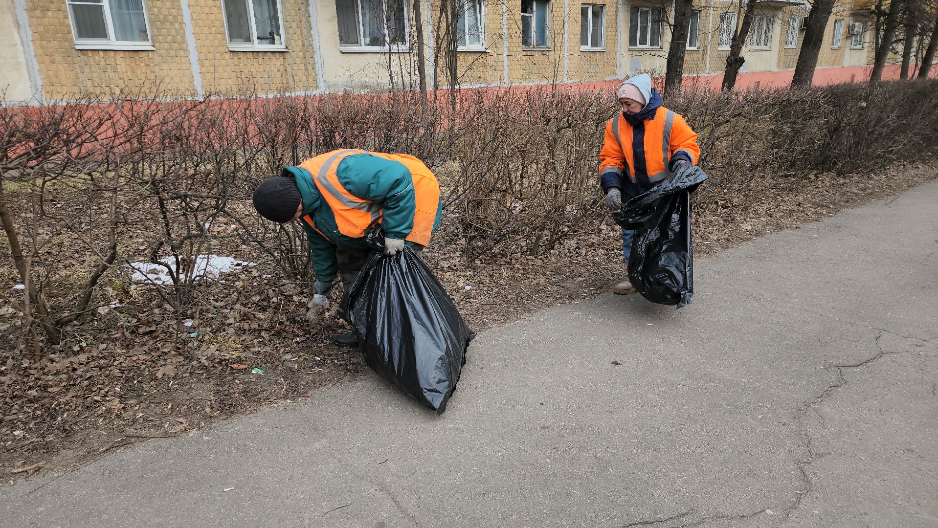 серпухов, подмосковье, уборка улиц,