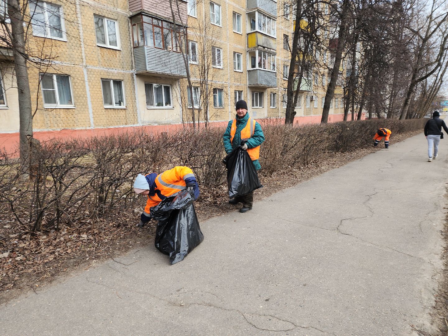 серпухов, подмосковье, уборка улиц,