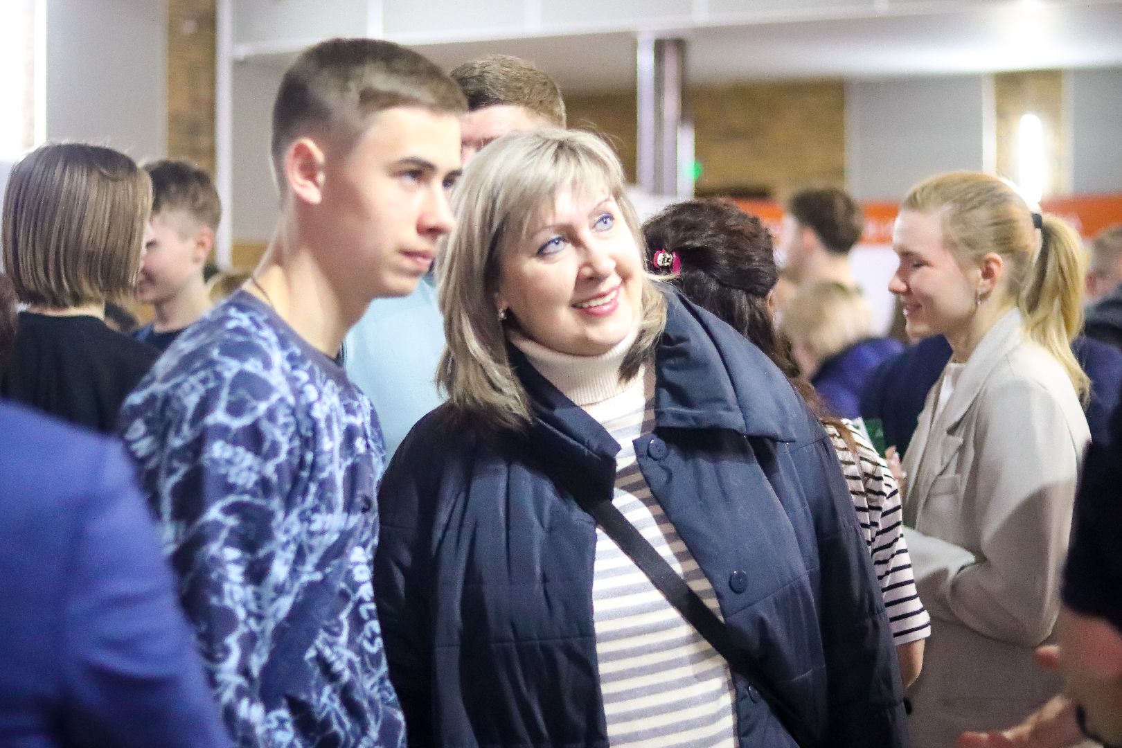 Клин, общество, образование, ярмарка вузов, студенты, школьники,