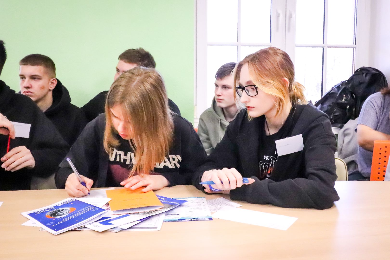 Клин, общество, образование, ярмарка вузов, студенты, школьники,