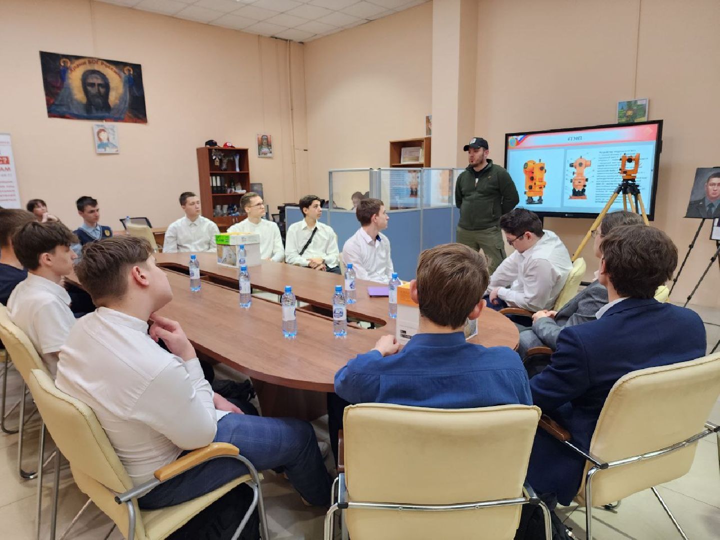 солнечногорск, ученики, бойцы, письма на фронт, экскурсия,