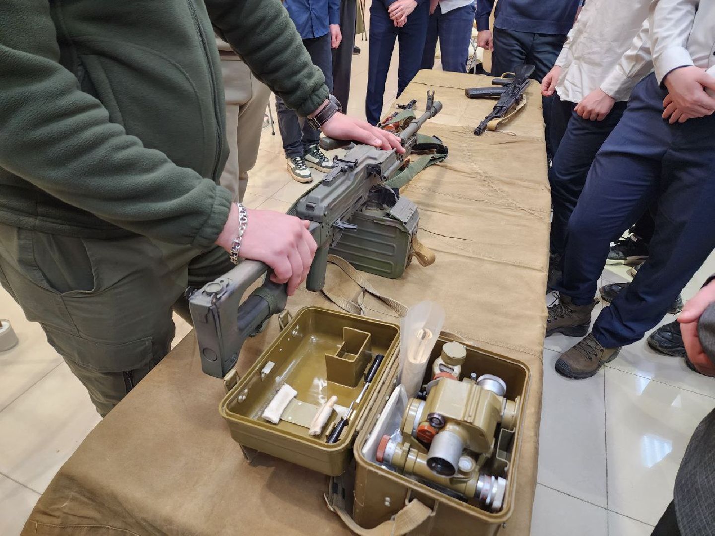 солнечногорск, ученики, бойцы, письма на фронт, экскурсия,