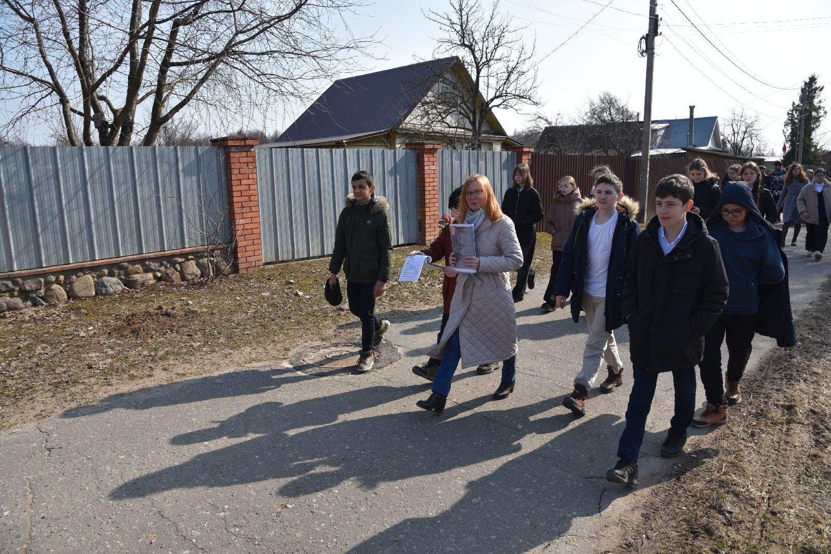 лотошино, лотошинская библиотека, лотошинский парк,