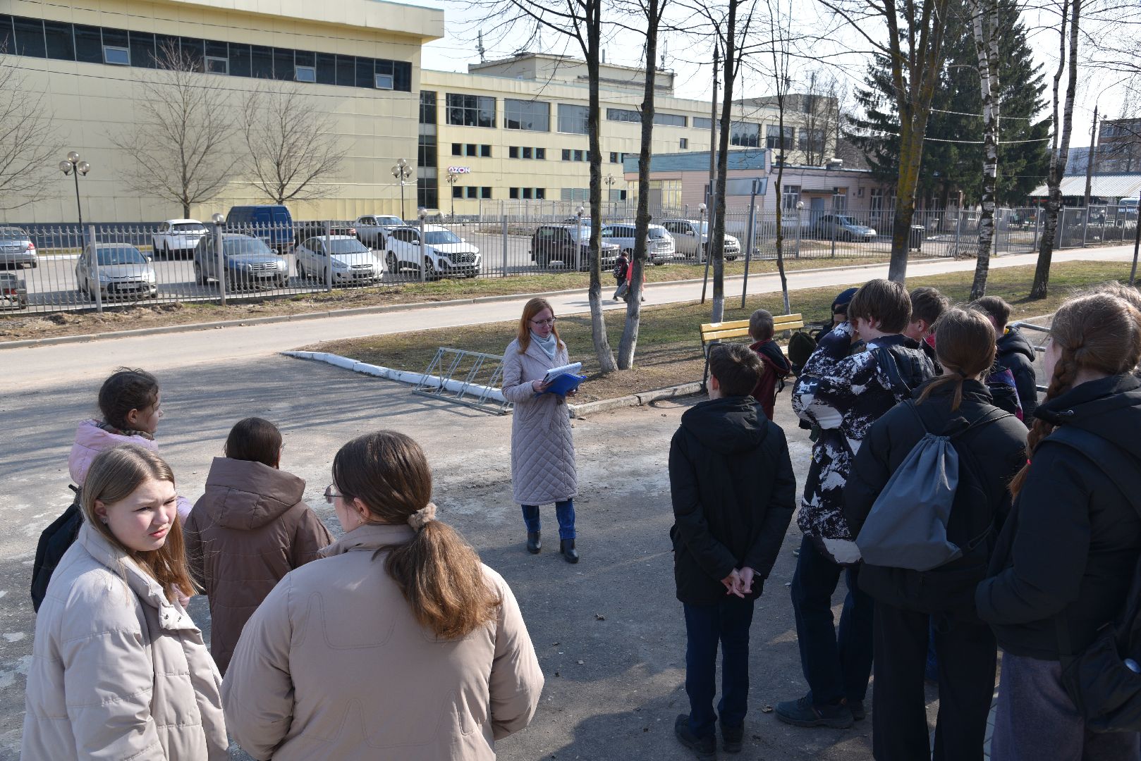 лотошино, лотошинская библиотека, лотошинский парк,