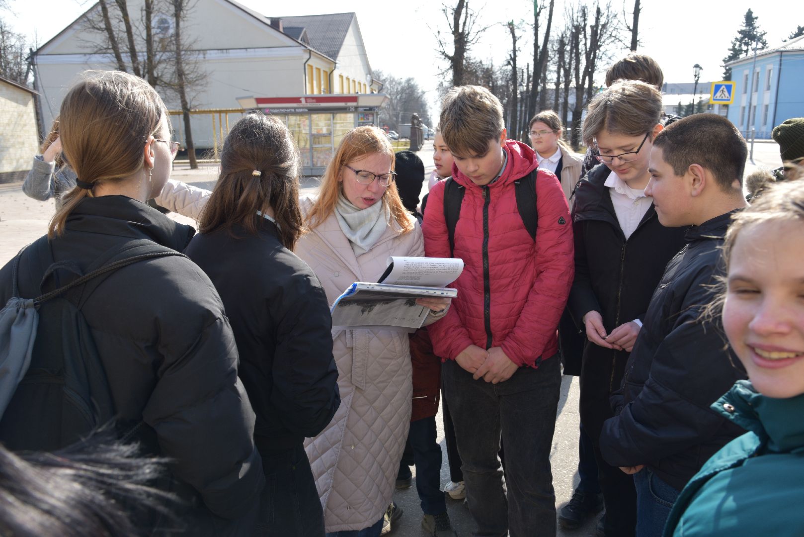 лотошино, лотошинская библиотека, лотошинский парк,