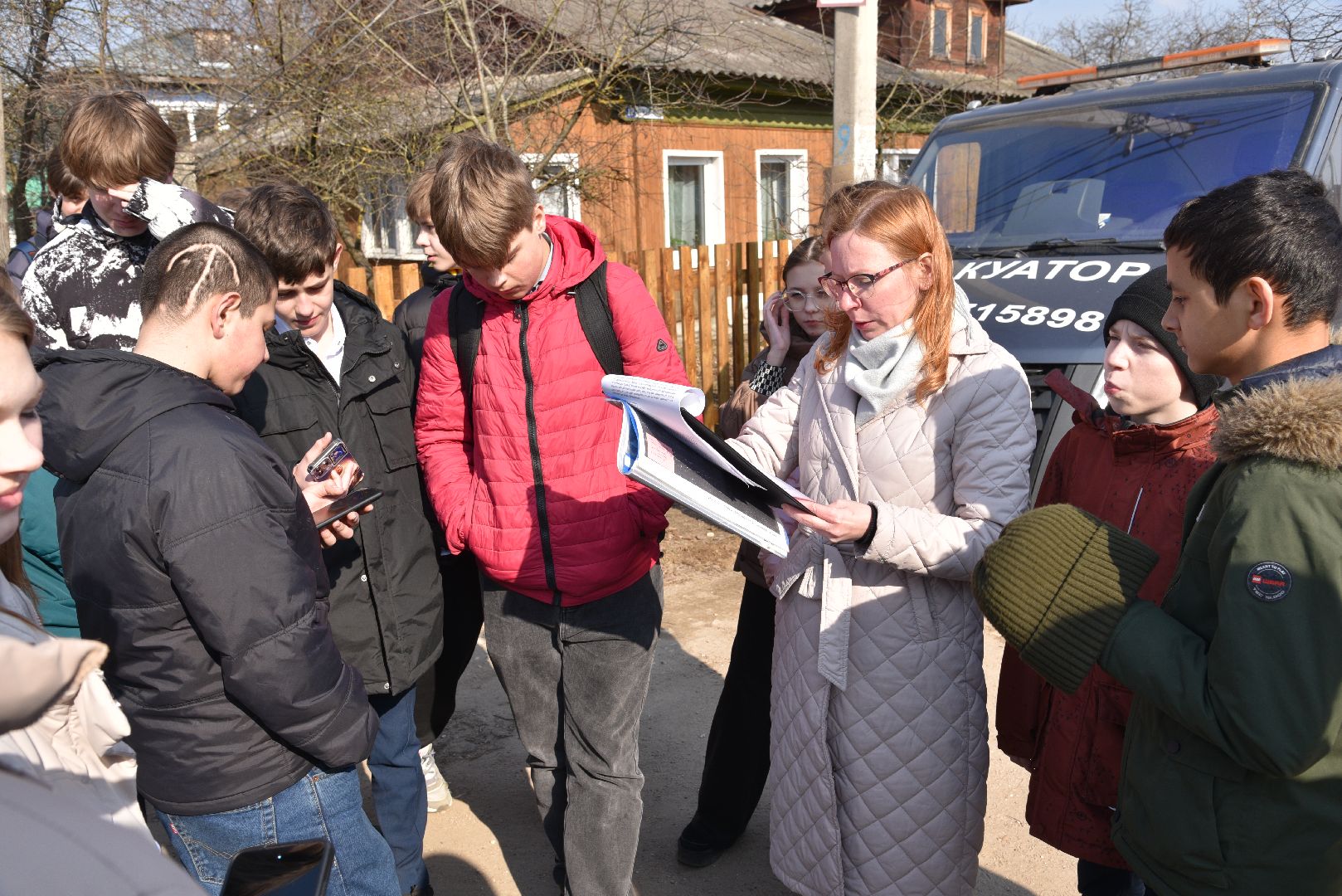 лотошино, лотошинская библиотека, лотошинский парк,