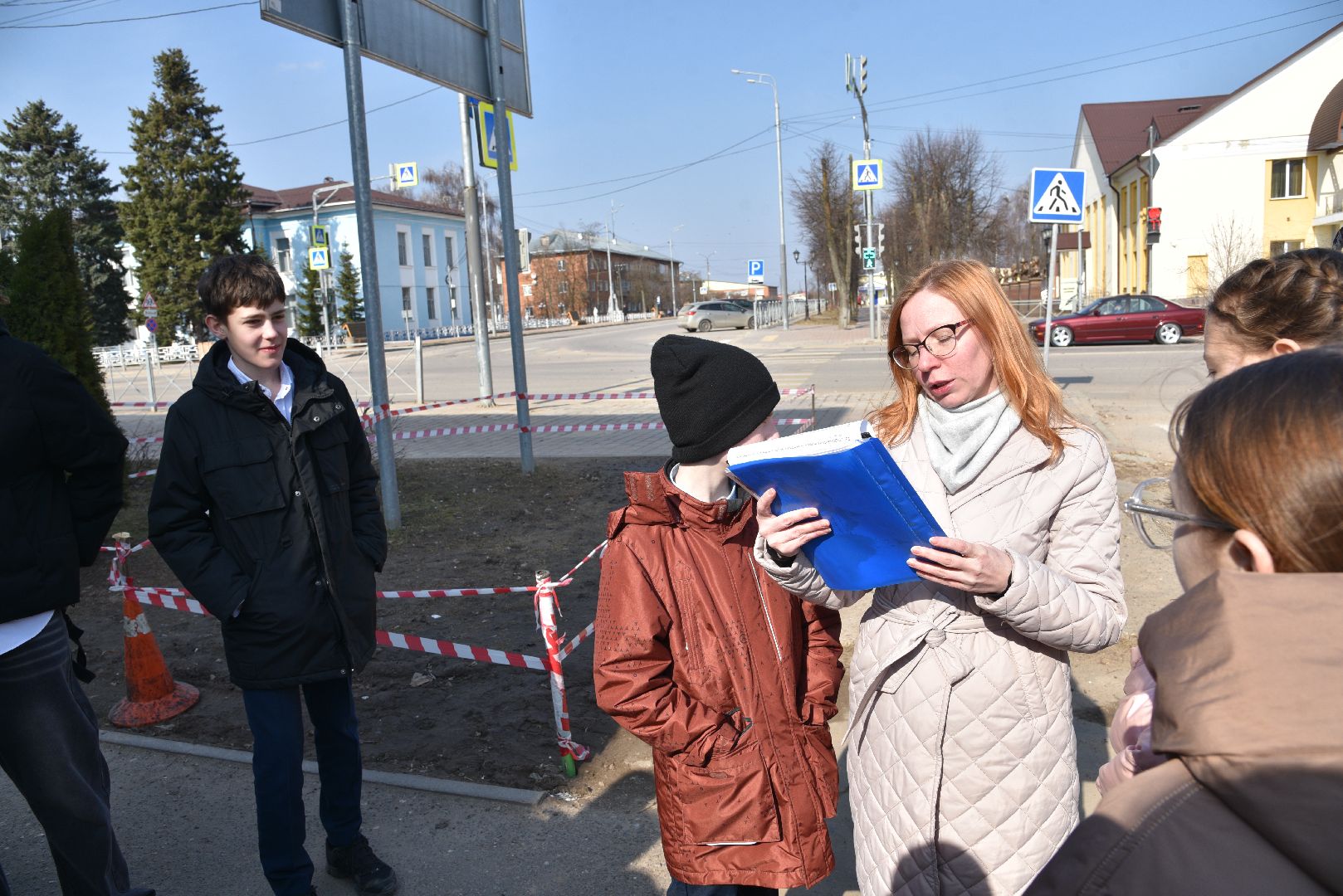 лотошино, лотошинская библиотека, лотошинский парк,