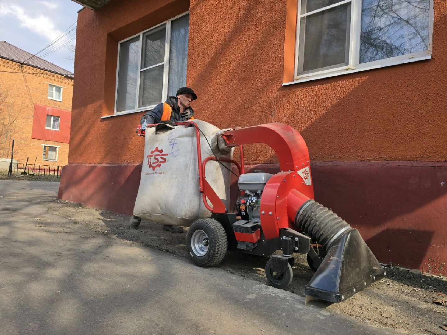 можайск, можайский муниципальный округ, подмосковье, жкх, уборка дворов, дворы,