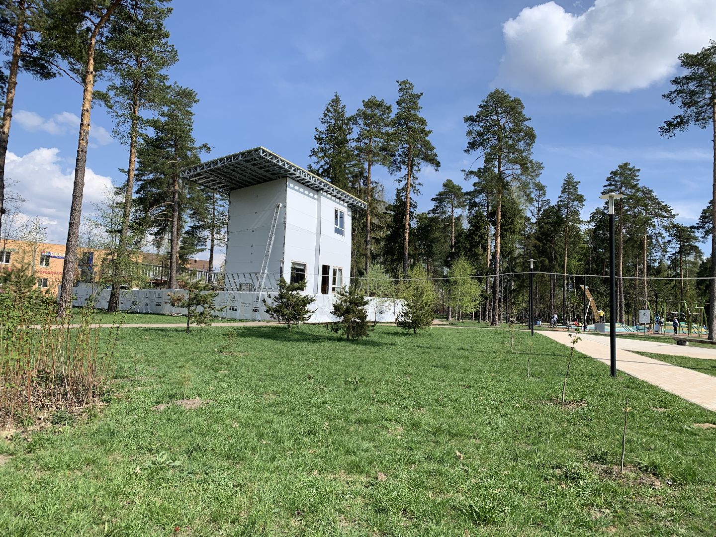 Балашиха, Подмосковье, благоустройство, парки, перевёрнутые дома