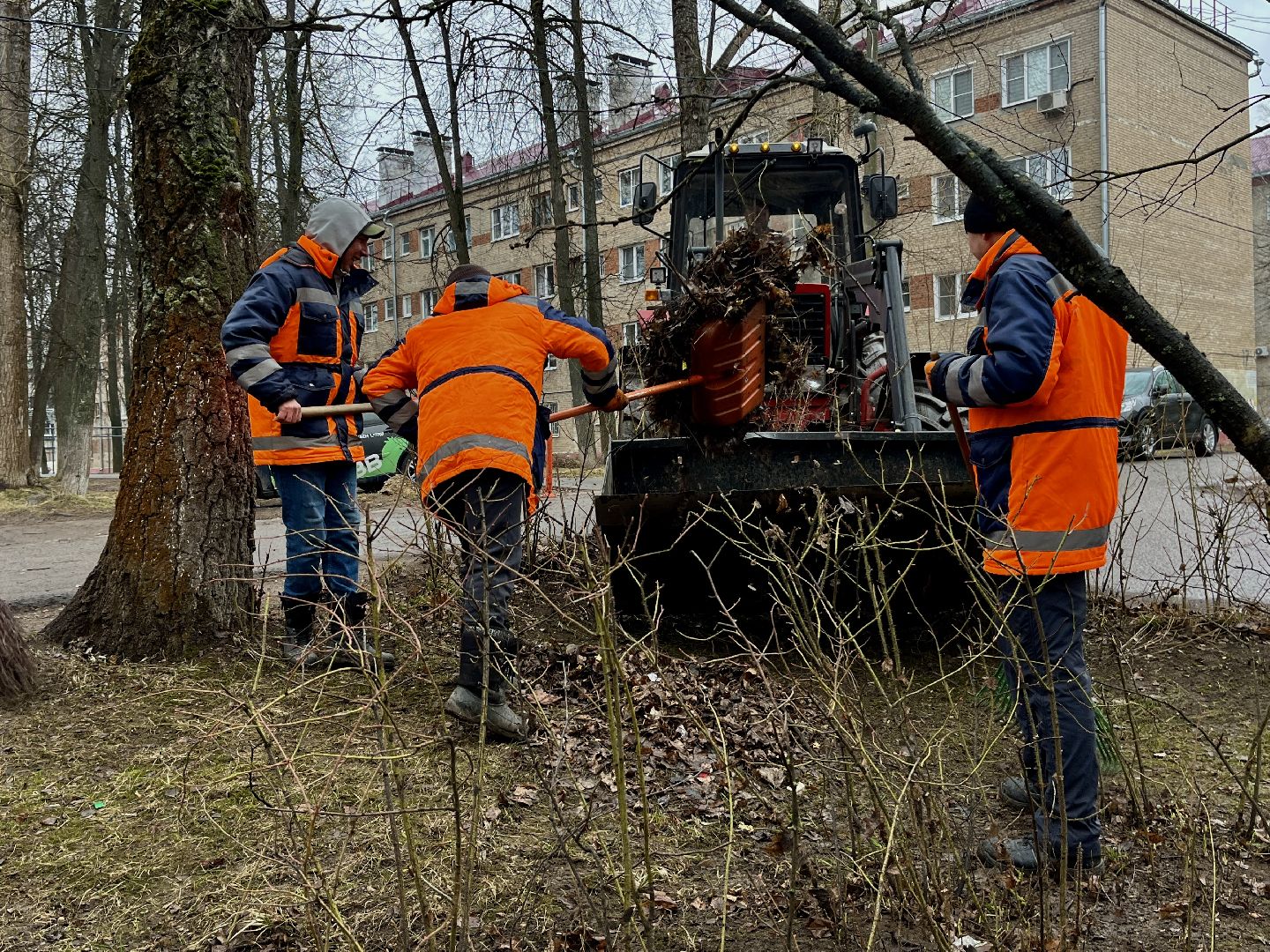 наро-фоминск, наро-фоминский городской округ, жкх, мбу благоустройство и дорожное хозяйство, весенние работы, месячник чистоты,
