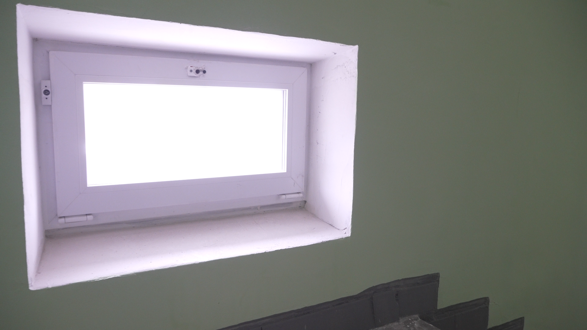 Ремонт подъезда, текущий ремонт МКД, Власиха Заозерная 5, дом ветерана ВОВ, МКУ ЖКХ и благоустройство,