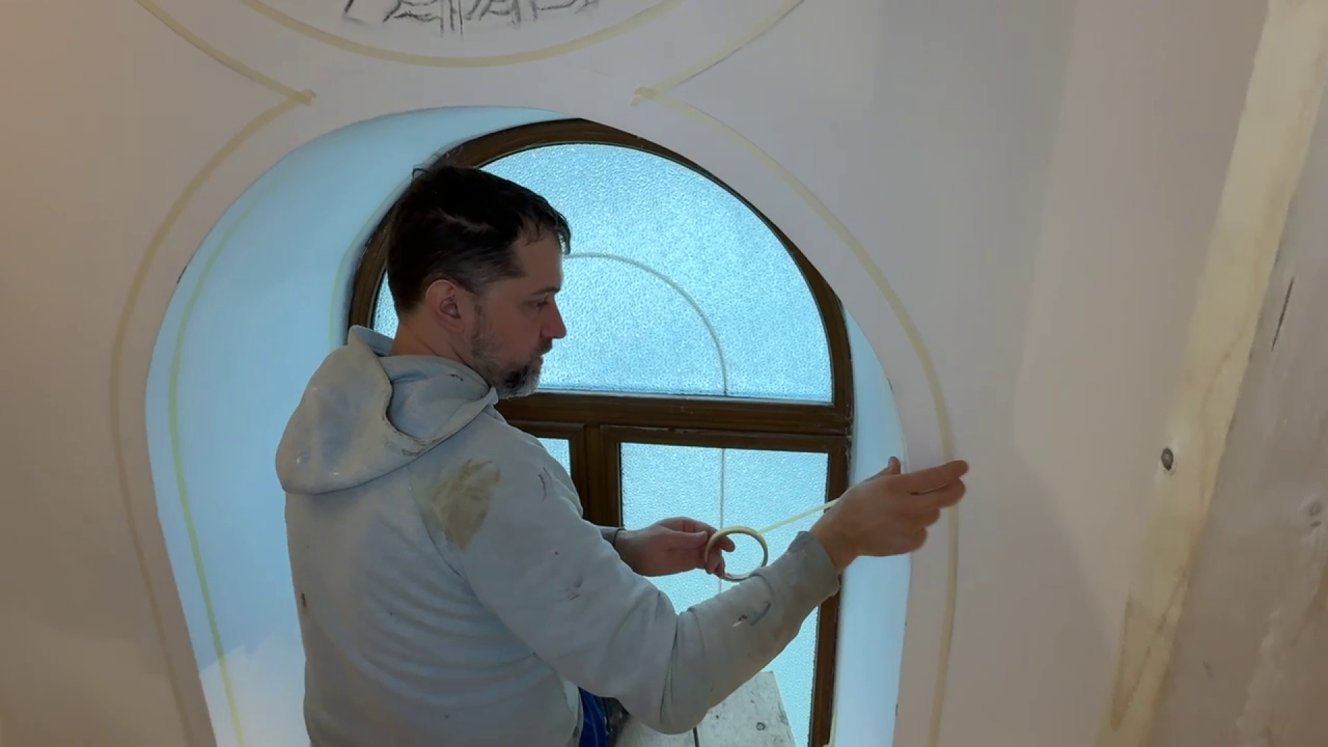 реутов, мемориал славы, часовня, реконструкция, леса, роспись часовни,