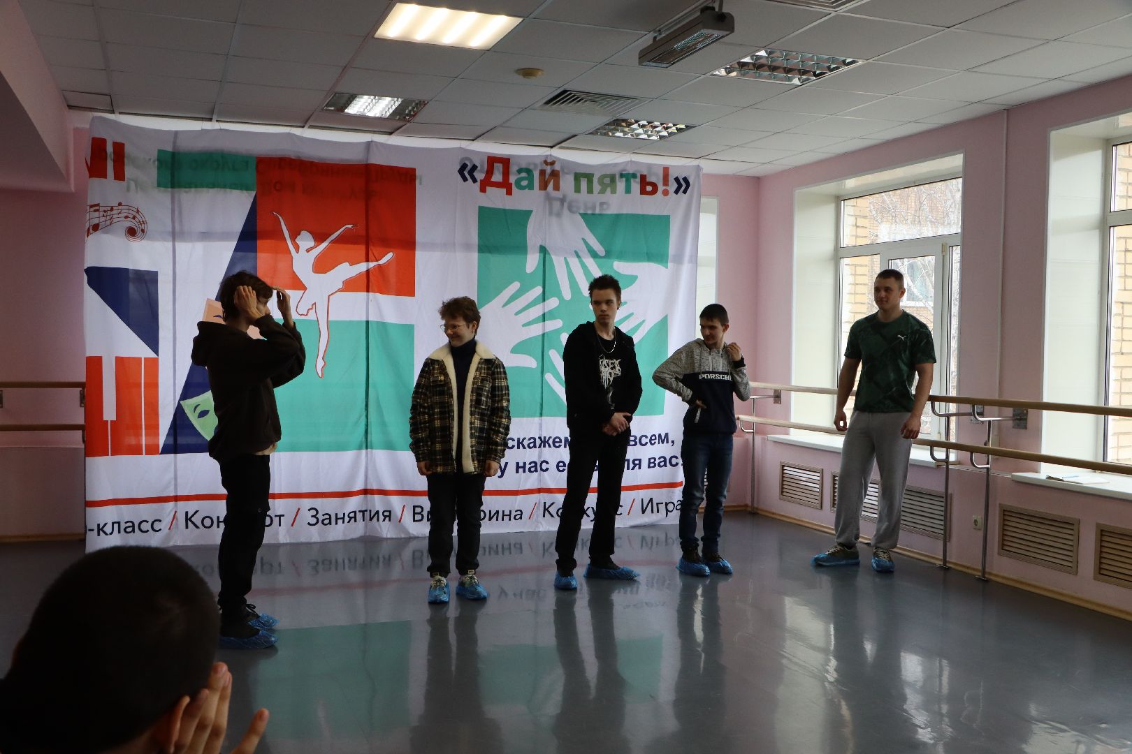 день работников театра, серебряные пруды, театральная студия сказка, молодогвардейцы серебряных прудов, сценическое искусство,