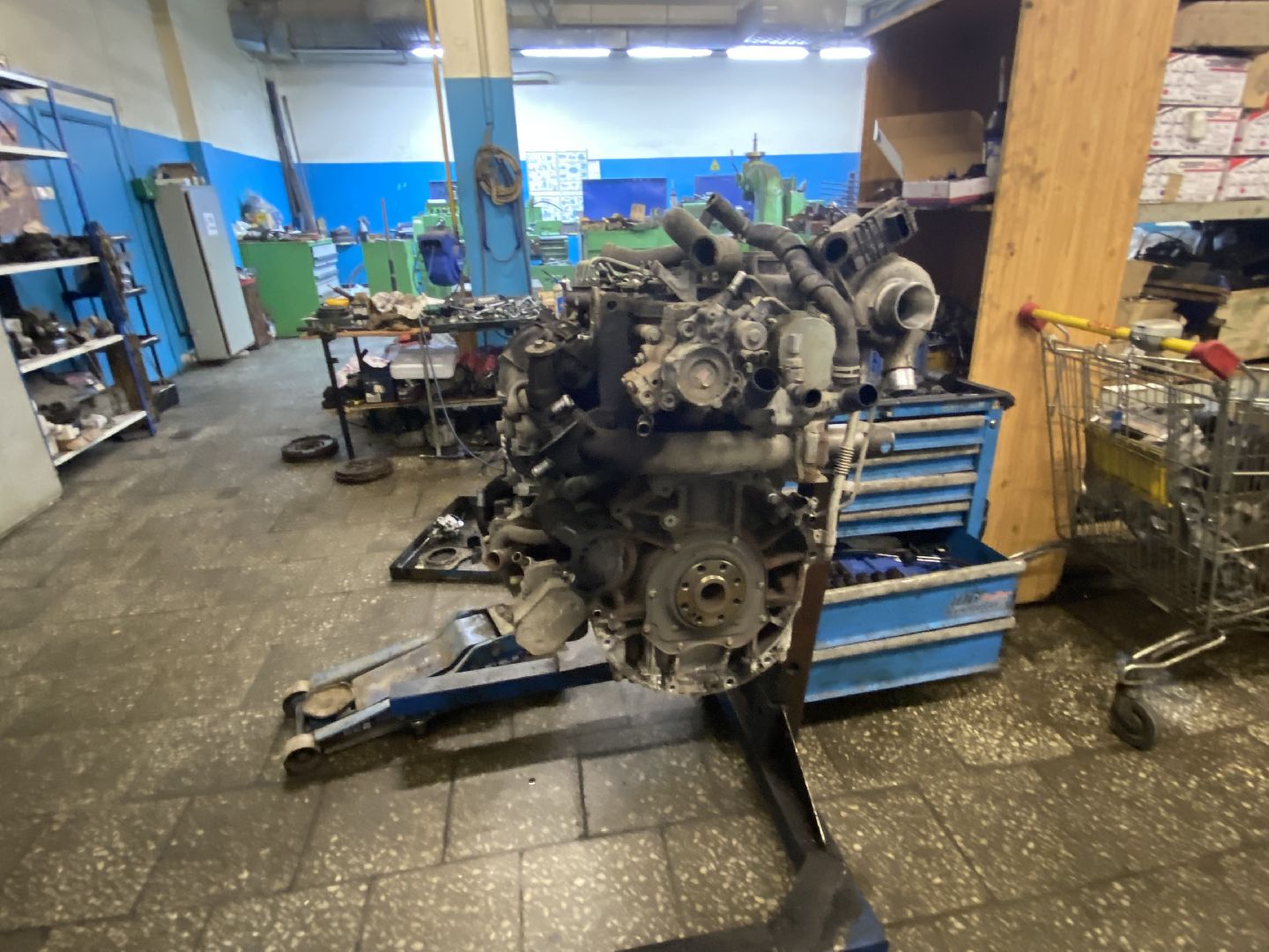 Скорая помощь, Автослесарь, Автослесарь для скорой,