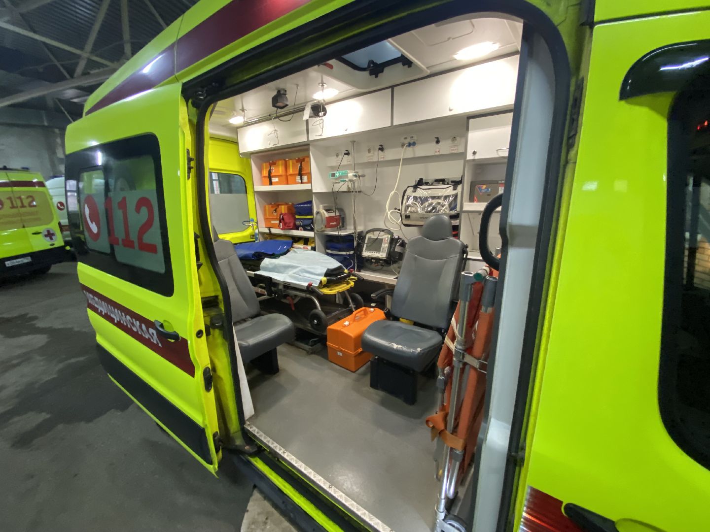 Скорая помощь, Автослесарь, Автослесарь для скорой,