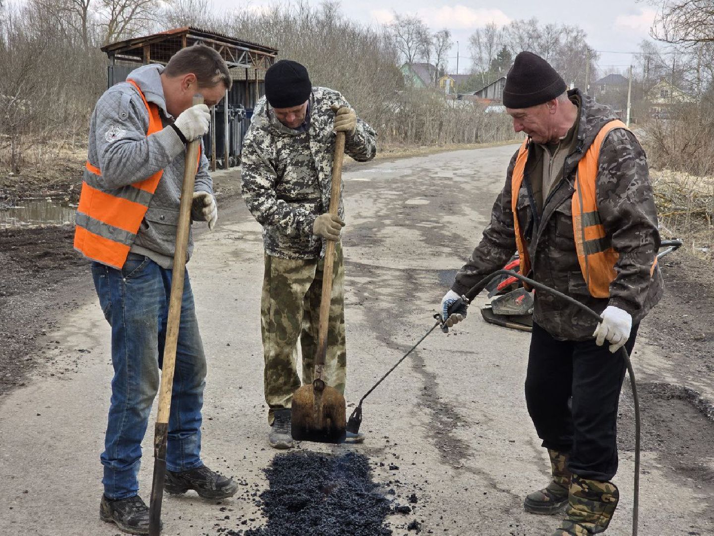 можайск, можайский муниципальный округ, подмосковье, дороги, ямочный ремонт, ремонт дорог,